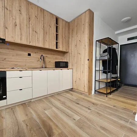 Sunset Pines Apt, Mont