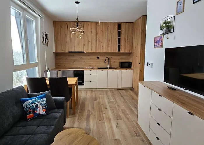 Sunset Pines Apt, Mont