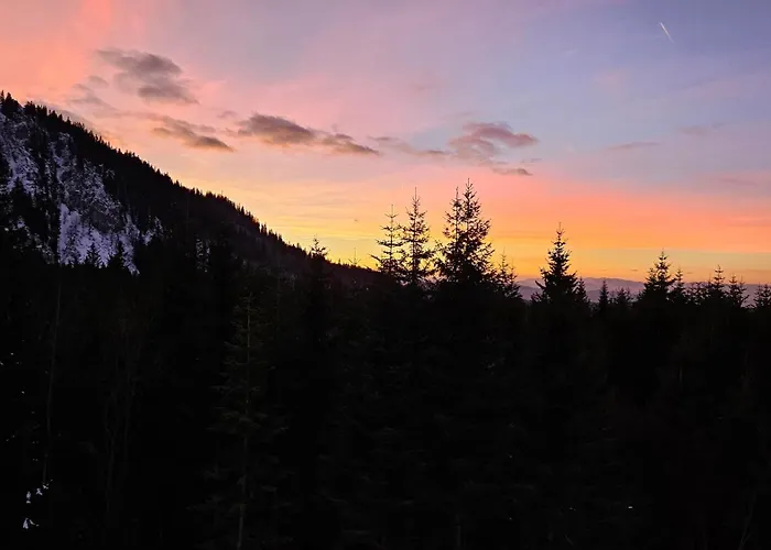 Sunset Pines Apt, Mont Apartman